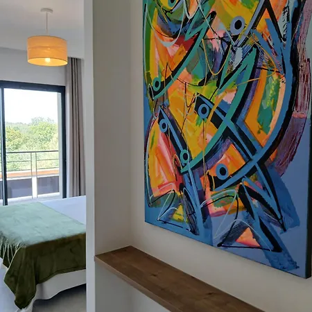 St Francois Heated Swimming Pool ,air Conditioning ,free Parking