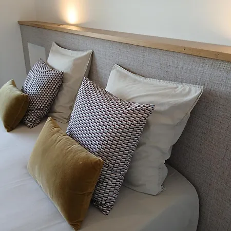 St Francois Private Heated Swimming Pool ,air Conditioning ,free Parking Holiday home *