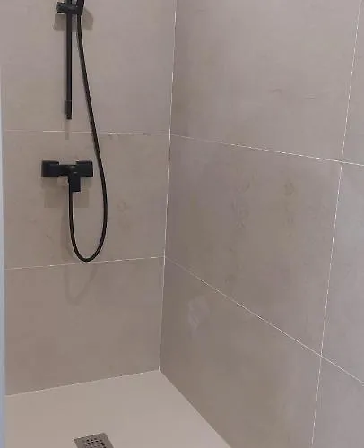 St Francois Heated Swimming Pool ,air Conditioning ,free Parking Сasa de vacaciones *