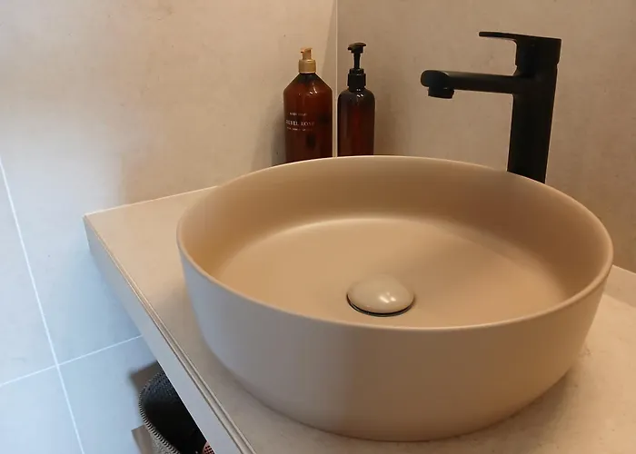 St Francois Heated Swimming Pool ,air Conditioning ,free Parking Holiday home Carcassonne